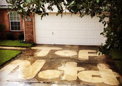 Professional pressure washing services in Jacksonville, FL